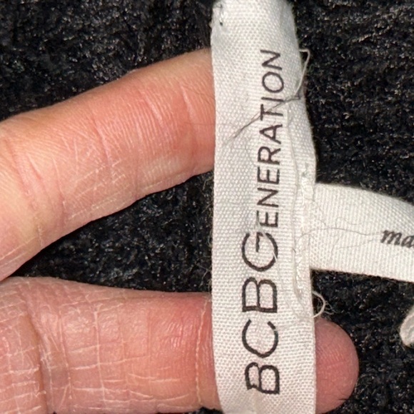 NWOT BCBG Soft long sleeve Cardigan Sweater - Picture 6 of 7